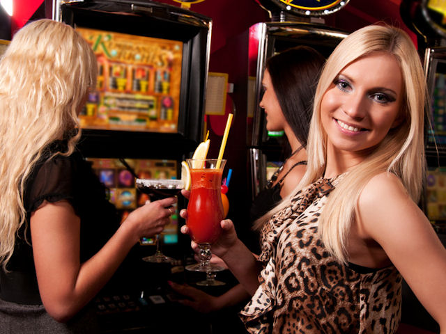 Online slot machine tournaments